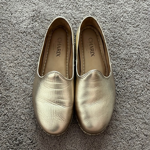 Charix Gold loafers size 8 - Picture 1 of 6